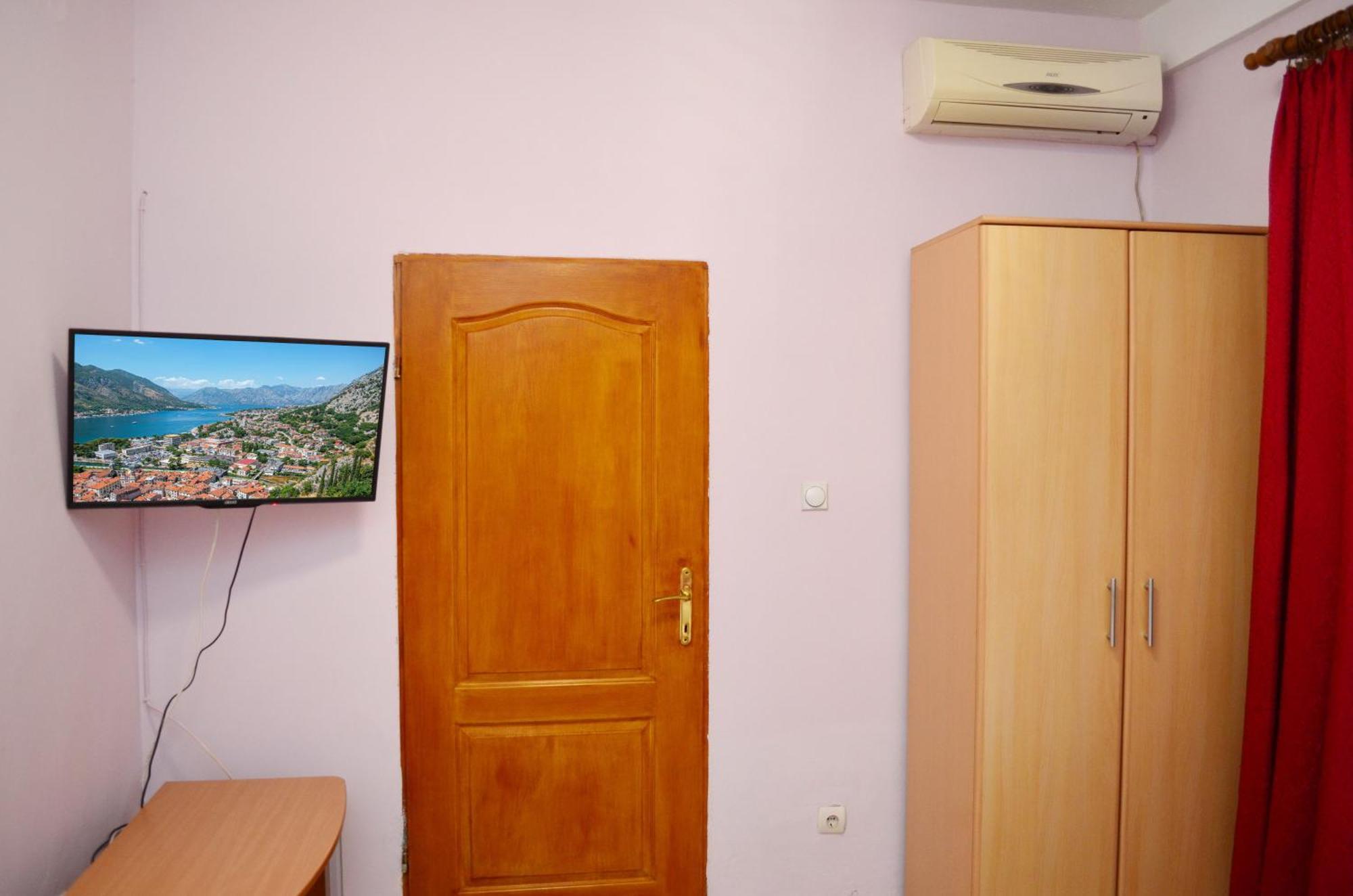 Apartments Kaludjerovic Kotor Rum bild