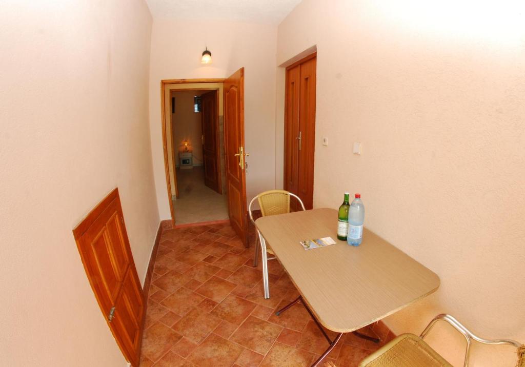 Apartments Kaludjerovic Kotor Rum bild
